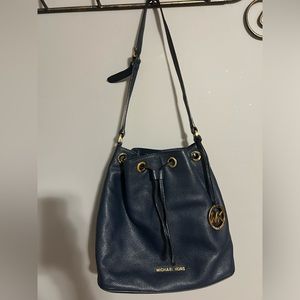 Michael Kors bucket shoulder bag